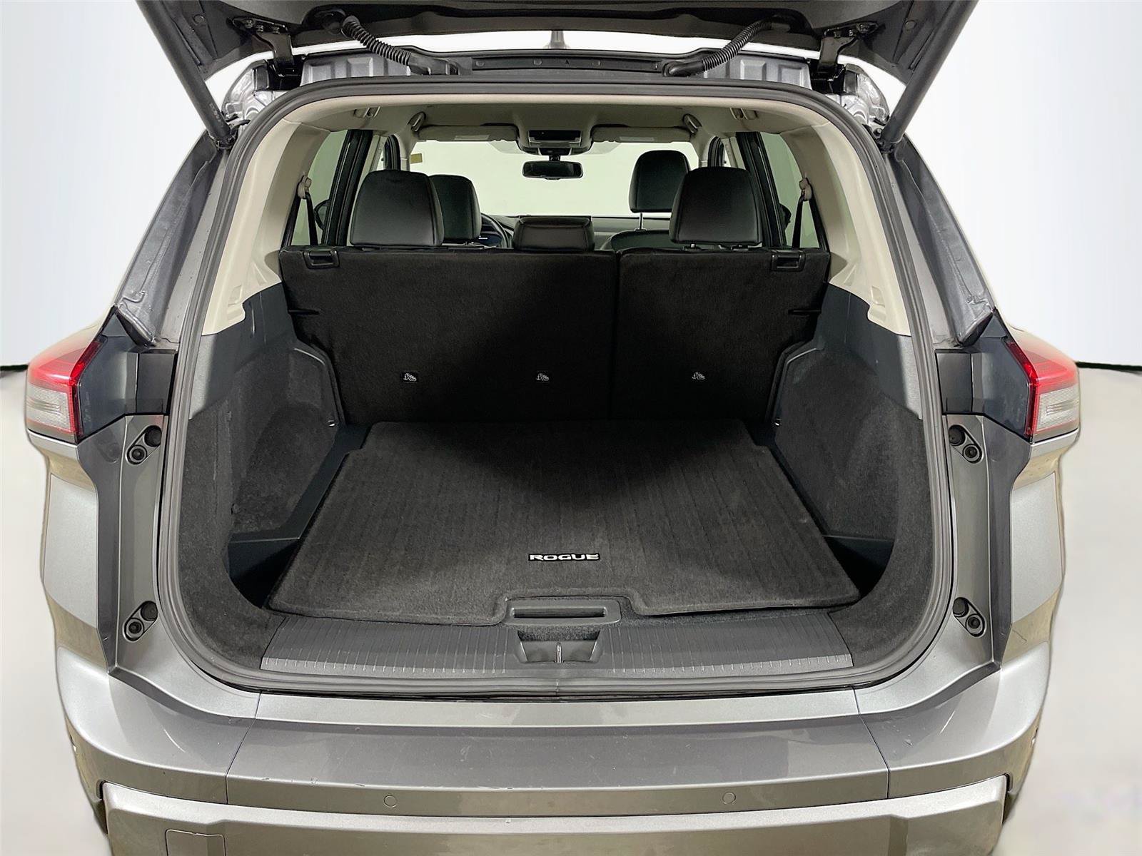 Used 2026 Nissan Rogue SL AWD/4WD image 25