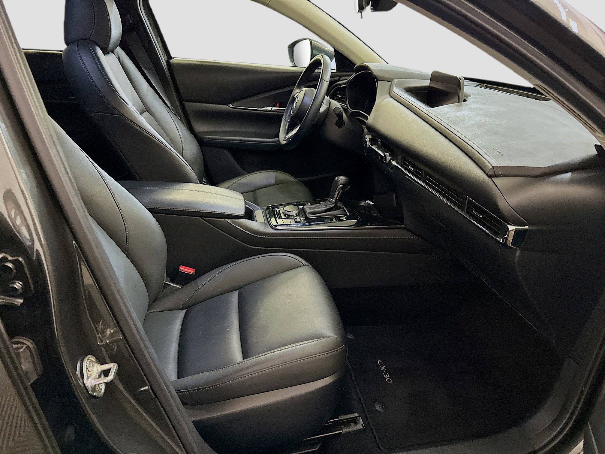 Used 2025 MAZDA CX-30 AWD 2.5 S w/ Preferred Package image 34