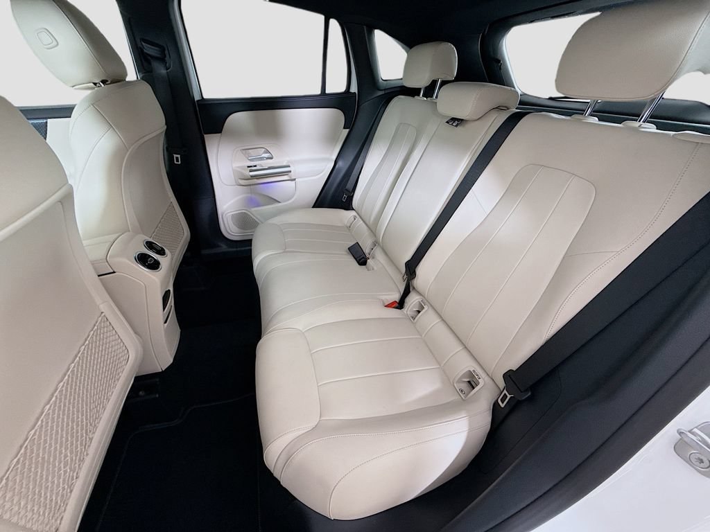 Used 2025 Mercedes-Benz GLA 250 image 22