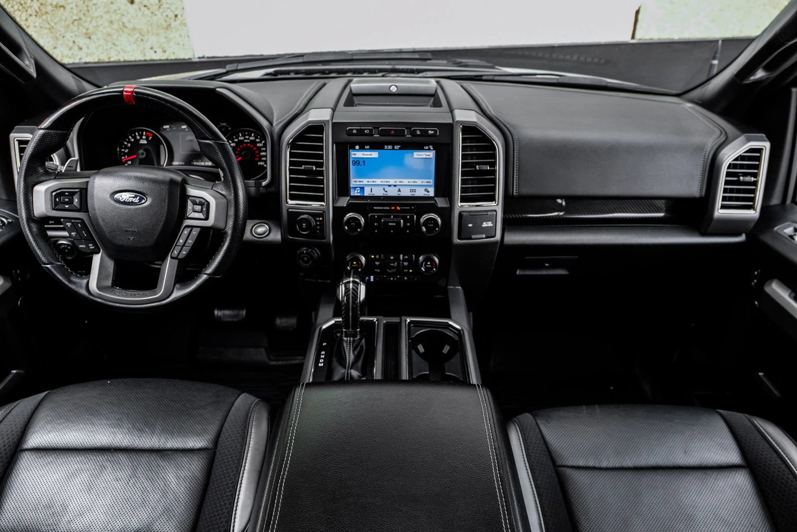 Used 2019 Ford F150 Raptor w/ Equipment Group 802A Luxury AWD/4WD image 13