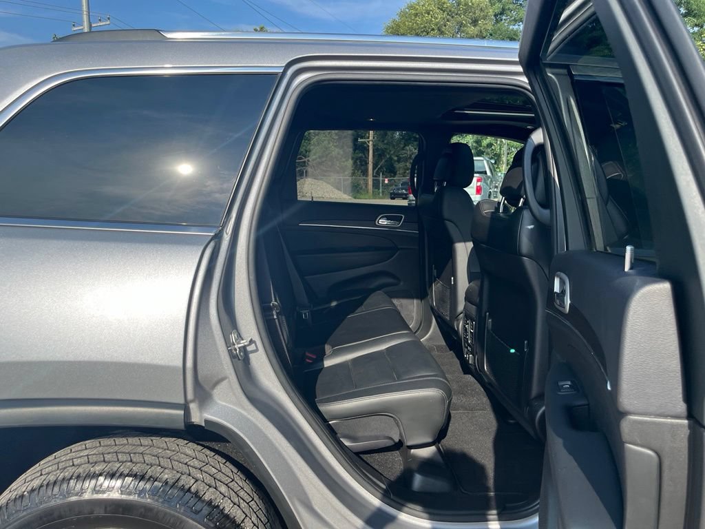 Used 2021 Jeep Grand Cherokee Limited AWD/4WD image 36