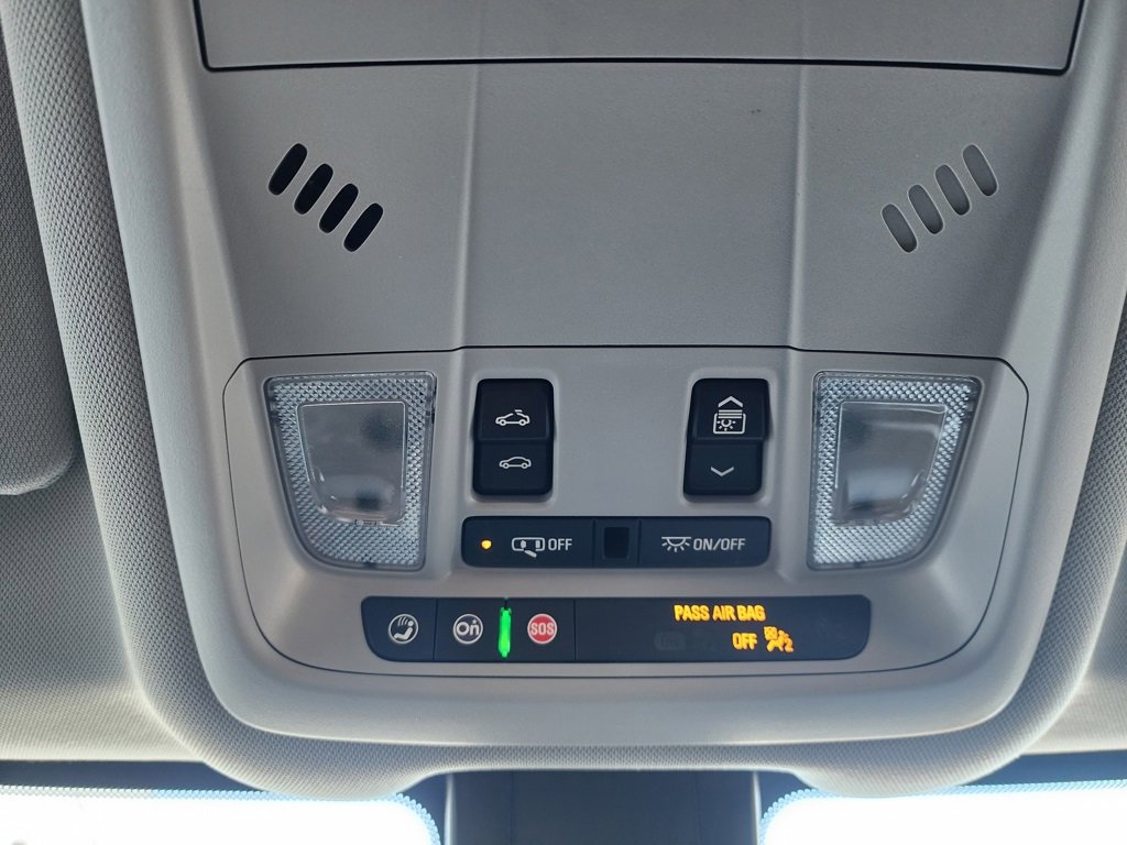 Used 2023 GMC Terrain SLE w/ Driver Convenience Package image 44