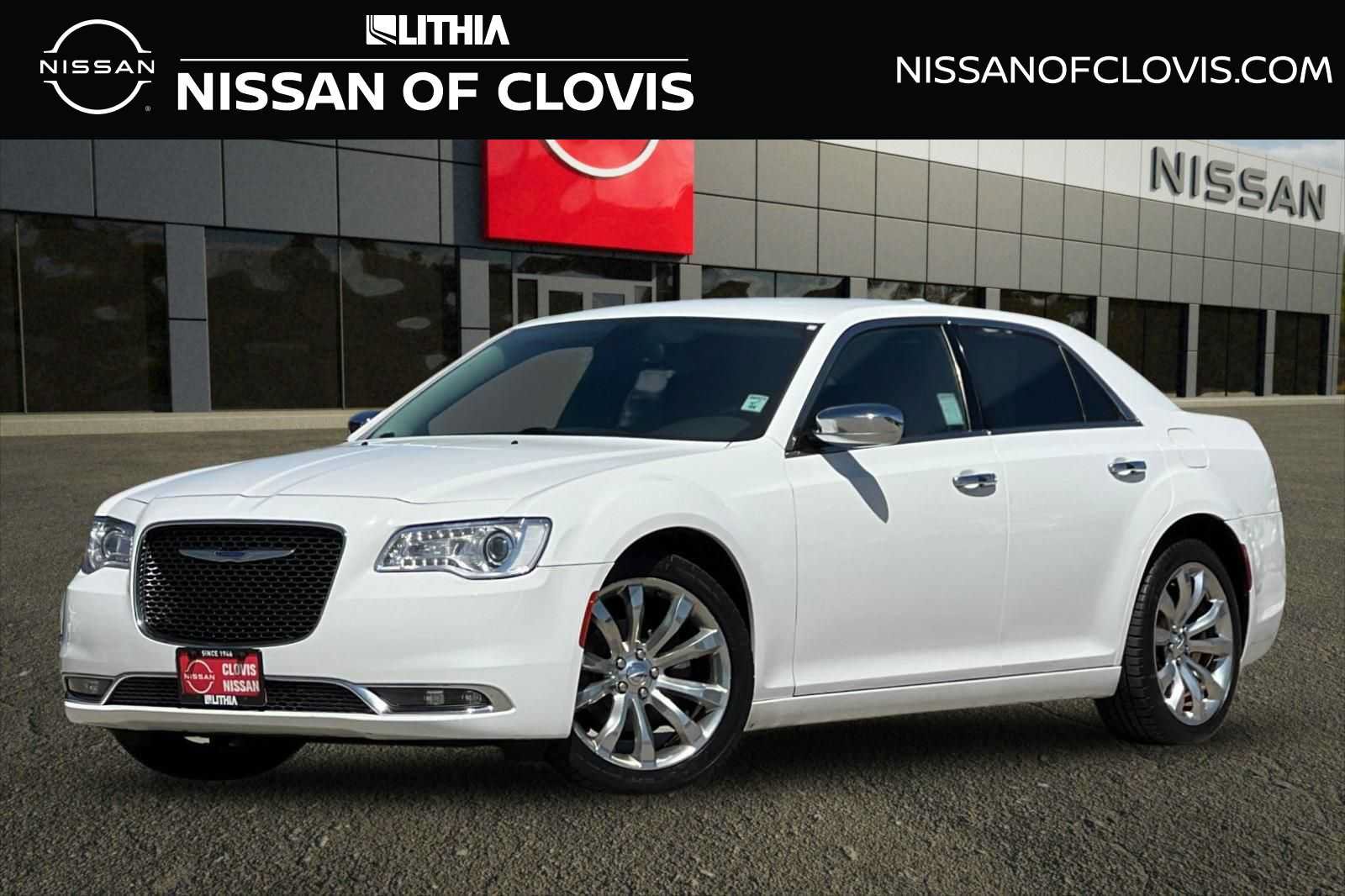 Used 2019 Chrysler 300 Limited RWD image 1