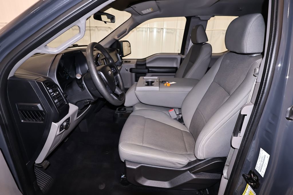 Used 2016 Ford F150 XL w/ Equipment Group 101A Mid AWD/4WD image 12
