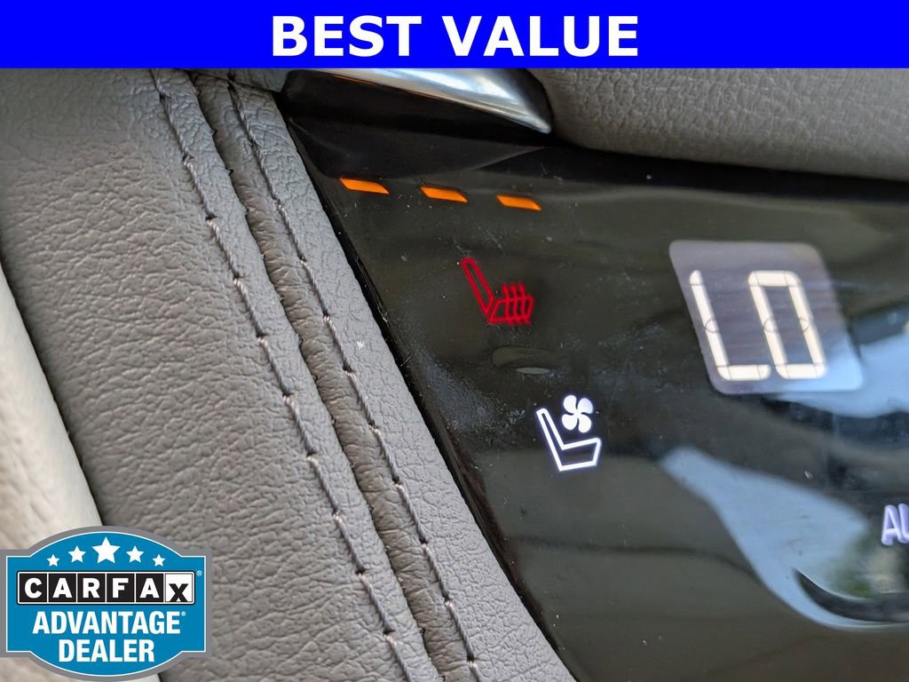 Used 2022 Cadillac XT5 Premium Luxury FWD image 23