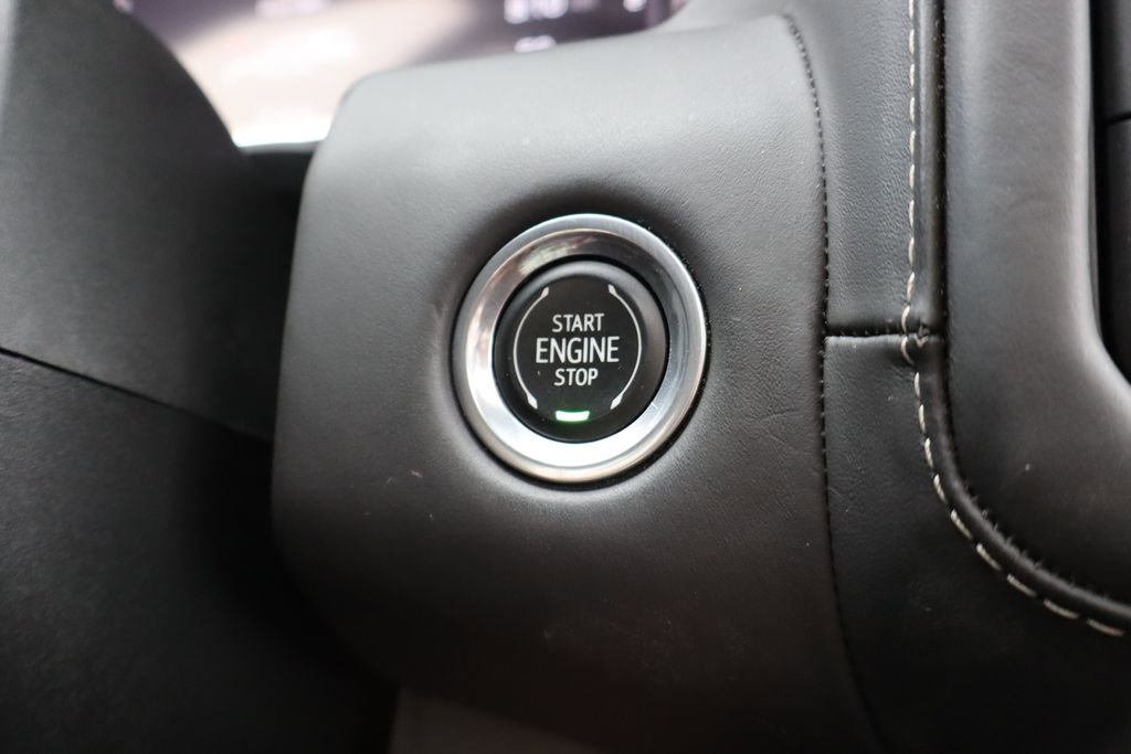 Used 2023 GMC Yukon Denali Ultimate image 22