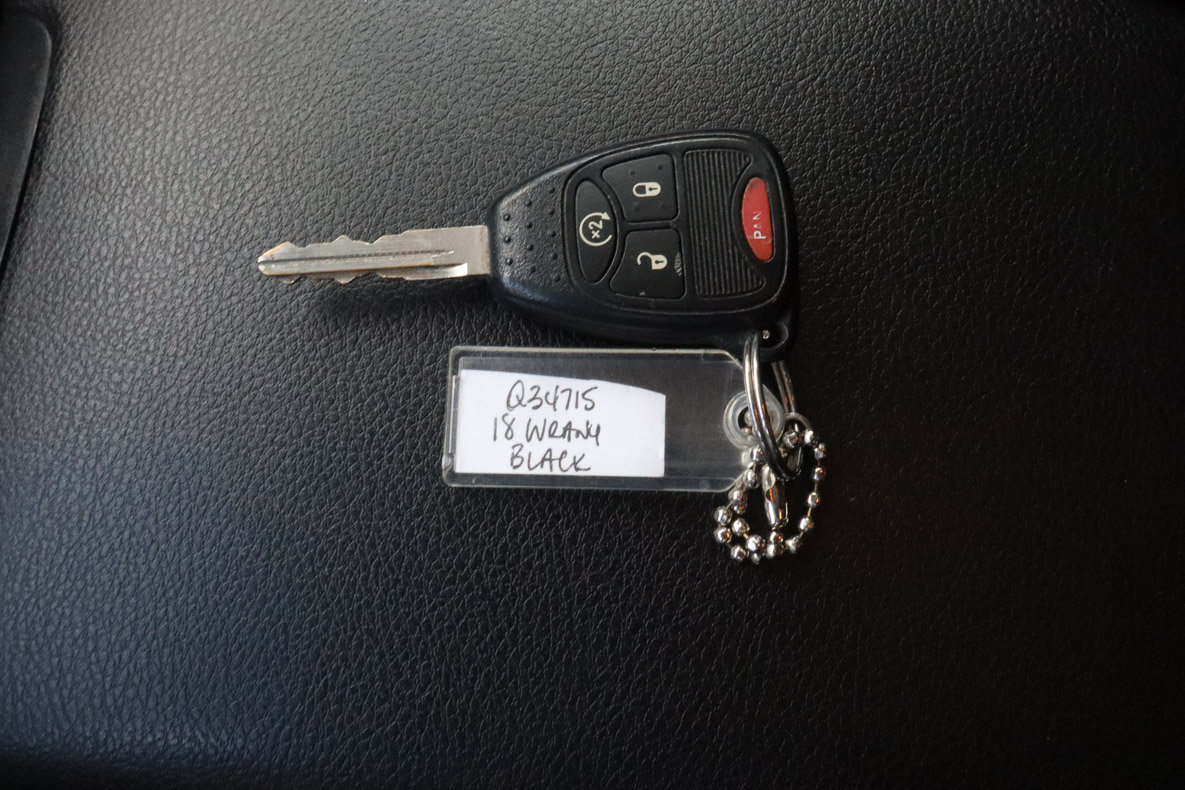 Used 2018 Jeep Wrangler Unlimited Rubicon w/ Connectivity Group AWD/4WD image 33
