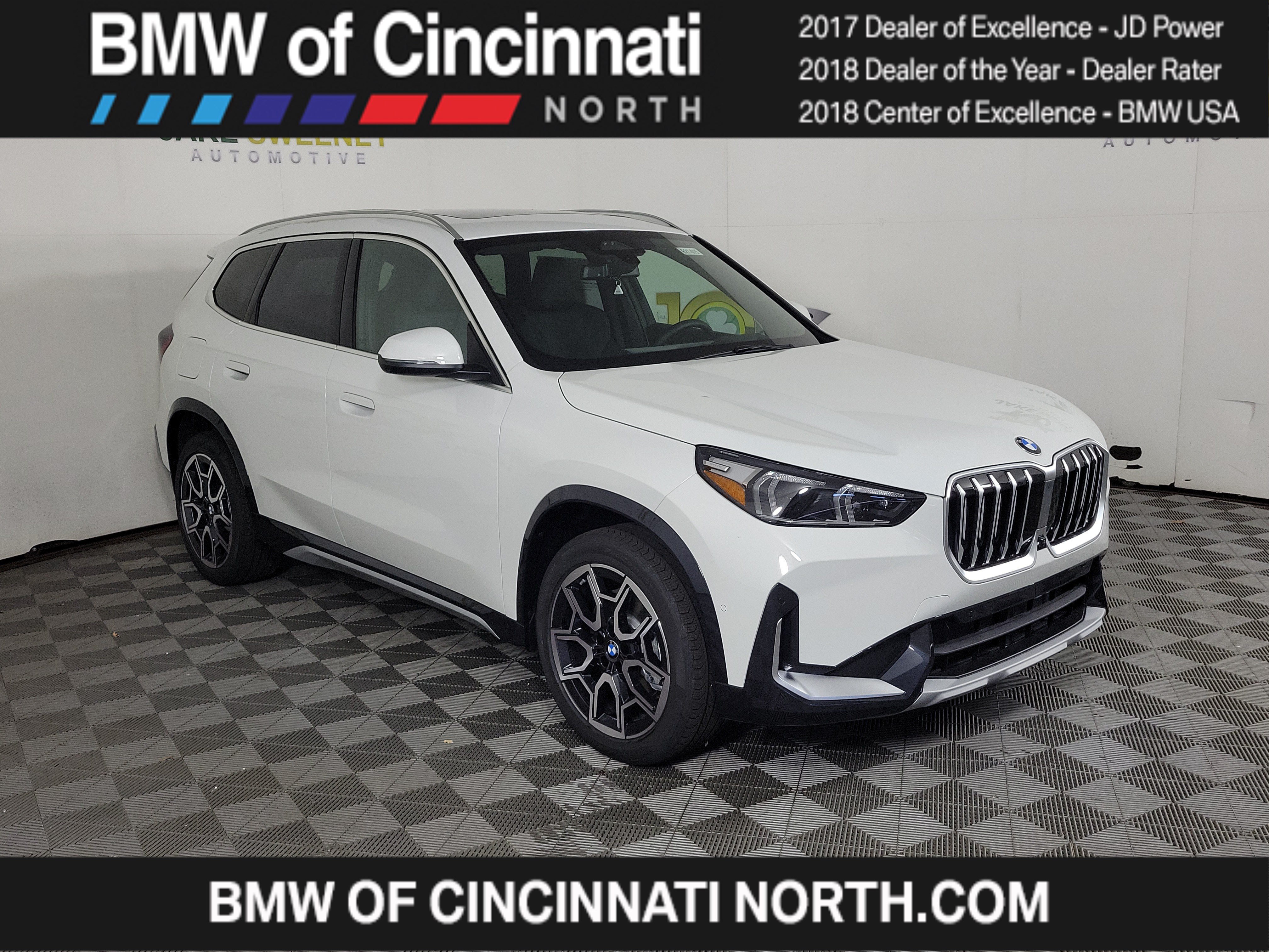 New 2027 BMW X1 xDrive28i AWD/4WD image 1