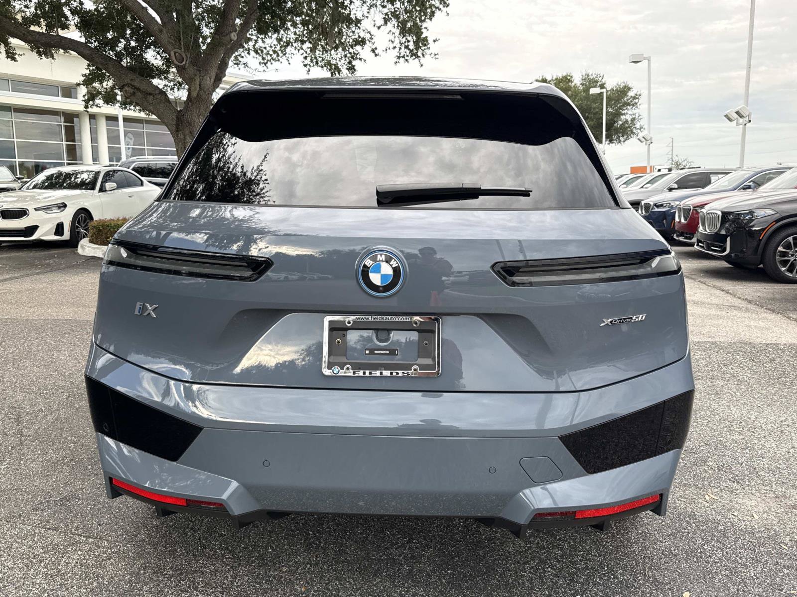 Certified 2025 BMW iX xDrive50 AWD/4WD image 5