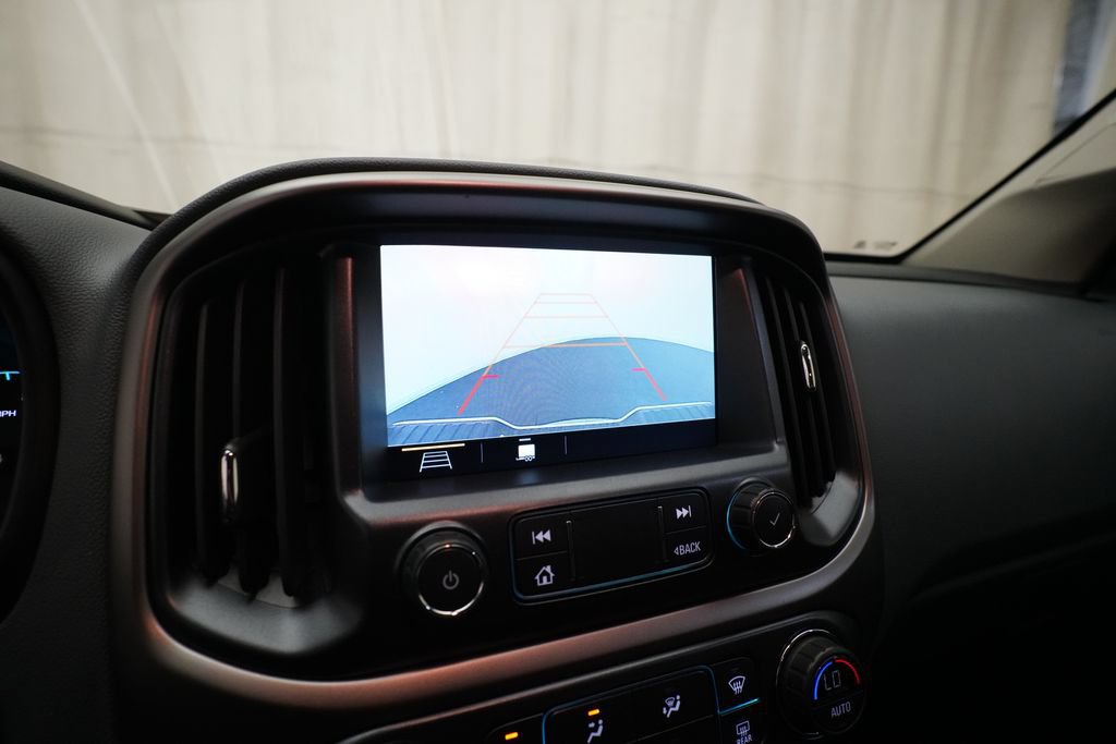 Used 2021 Chevrolet Colorado Z71 AWD/4WD image 19