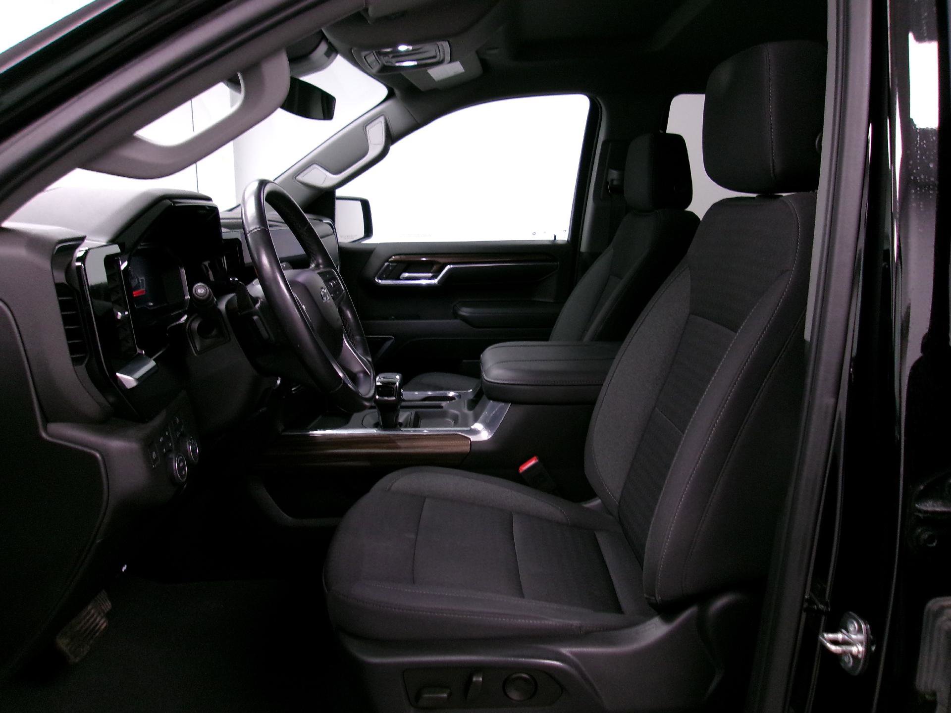 Certified 2023 Chevrolet Silverado 1500 RST image 8