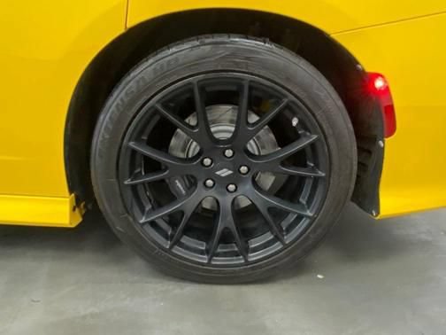 Used 2017 Dodge Charger R/T Scat Pack w/ Dynamics Package RWD image 18