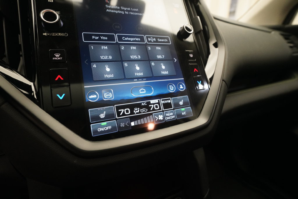 Used 2023 Subaru Ascent Onyx Edition AWD/4WD image 23