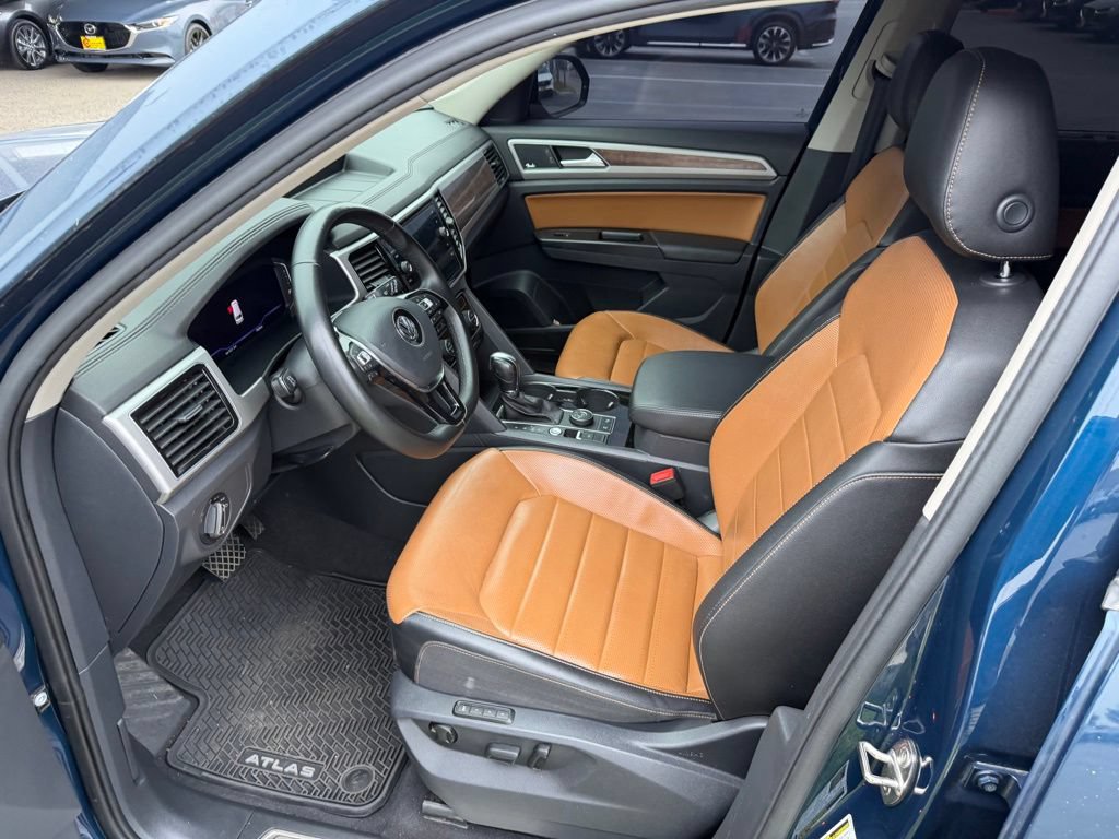 Used 2019 Volkswagen Atlas SEL Premium AWD/4WD image 4