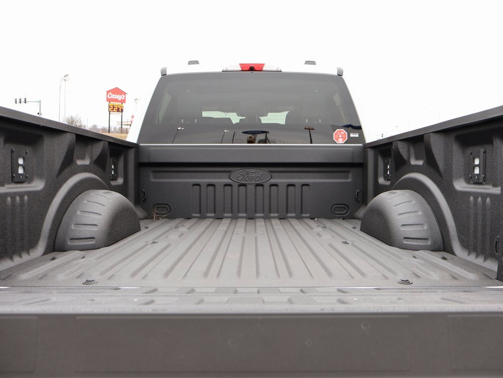 New 2026 Ford F250 XLT w/ XLT Premium Package image 14