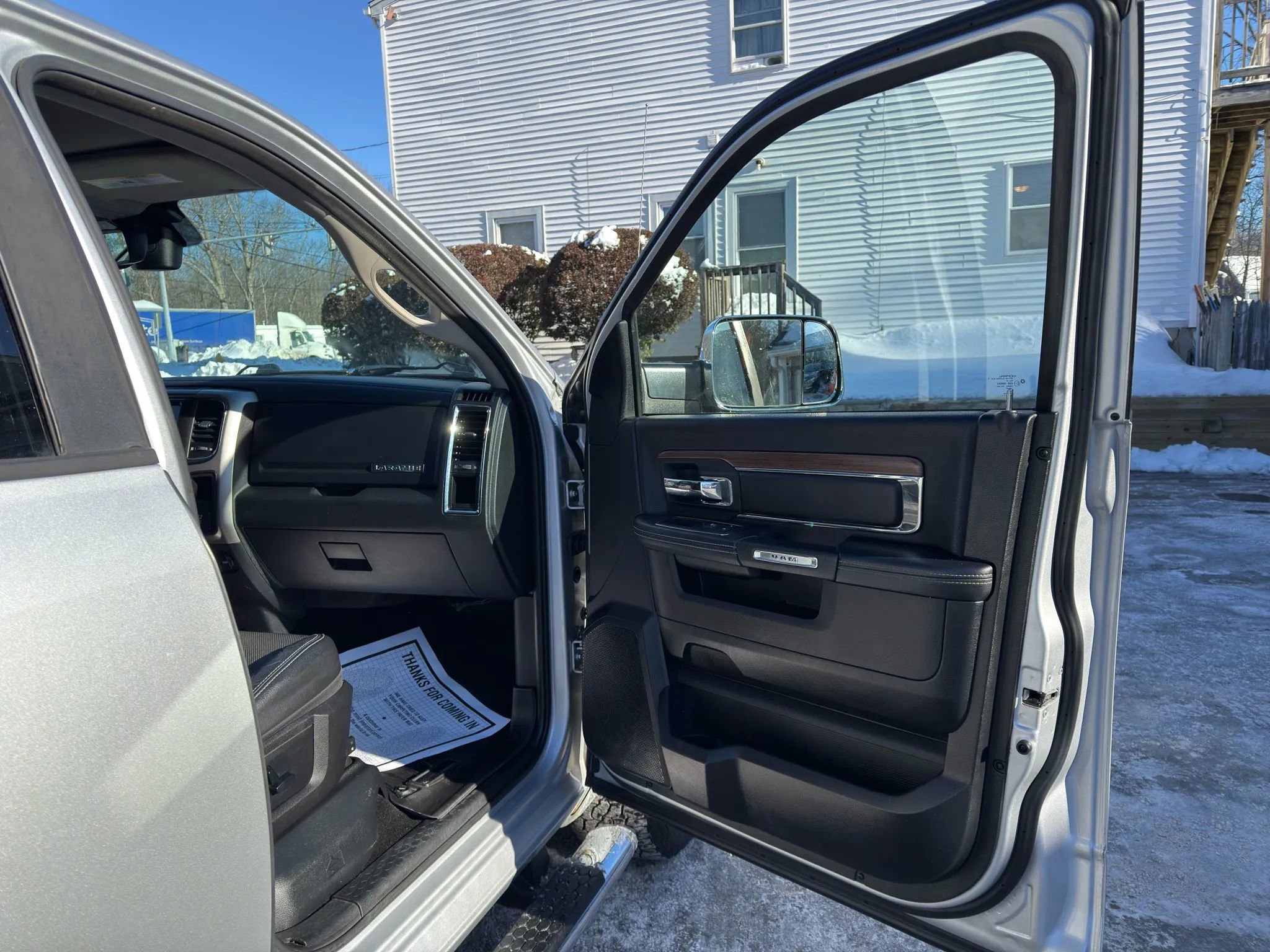 Used 2014 RAM 1500 Laramie image 17