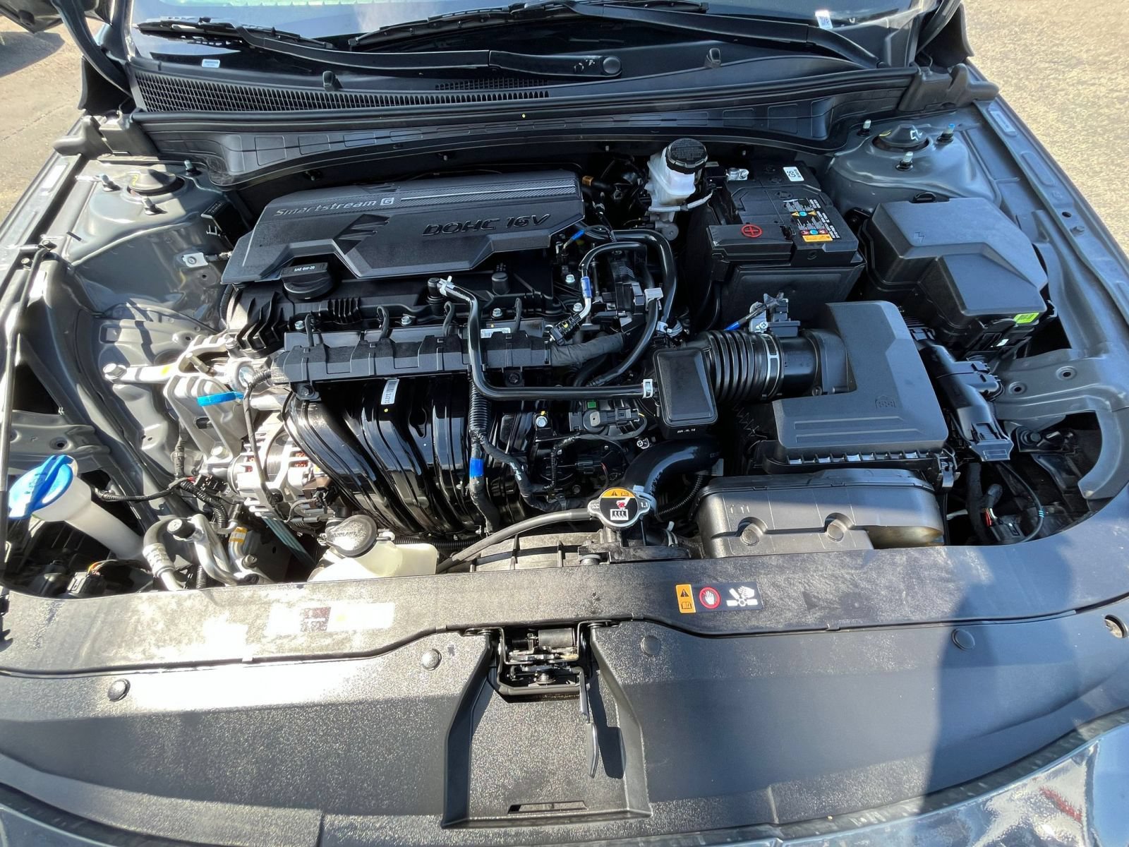 Used 2026 Hyundai Elantra Sport FWD image 32