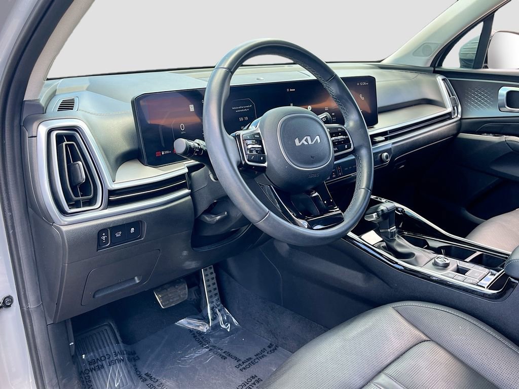 Used 2024 Kia Sorento SX FWD image 9