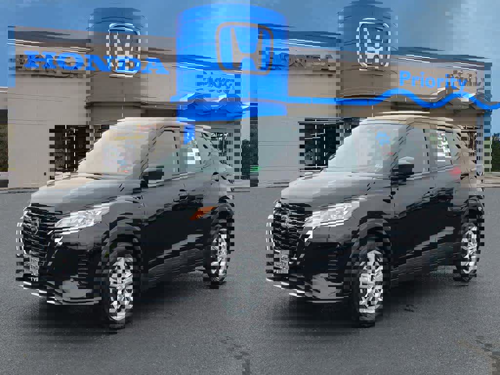 Used 2024 Nissan Kicks S