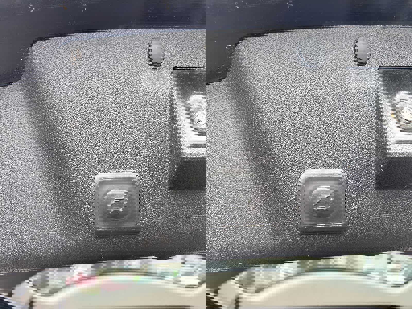 Used 2016 GMC Acadia SLE image 22