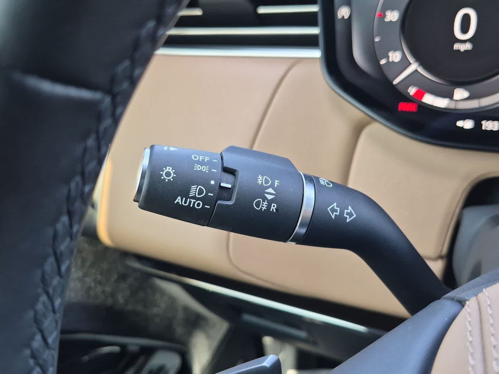 Certified 2025 Land Rover Range Rover Sport SE AWD/4WD image 27