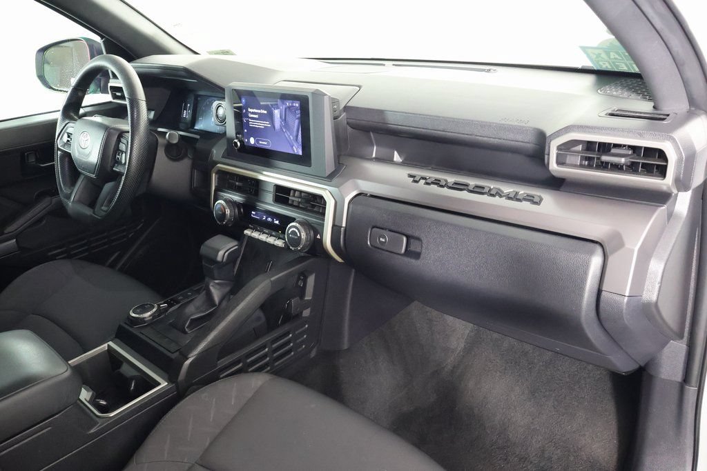 Used 2024 Toyota Tacoma SR5 AWD/4WD image 9
