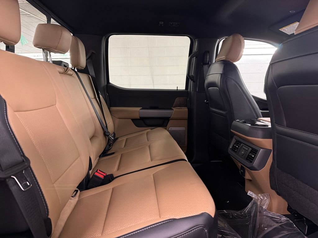 New 2026 Ford F250 Lariat image 28