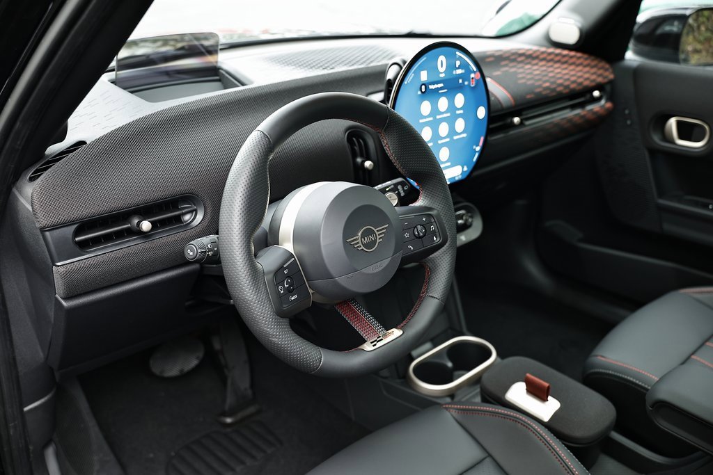 New 2026 MINI Cooper S image 18