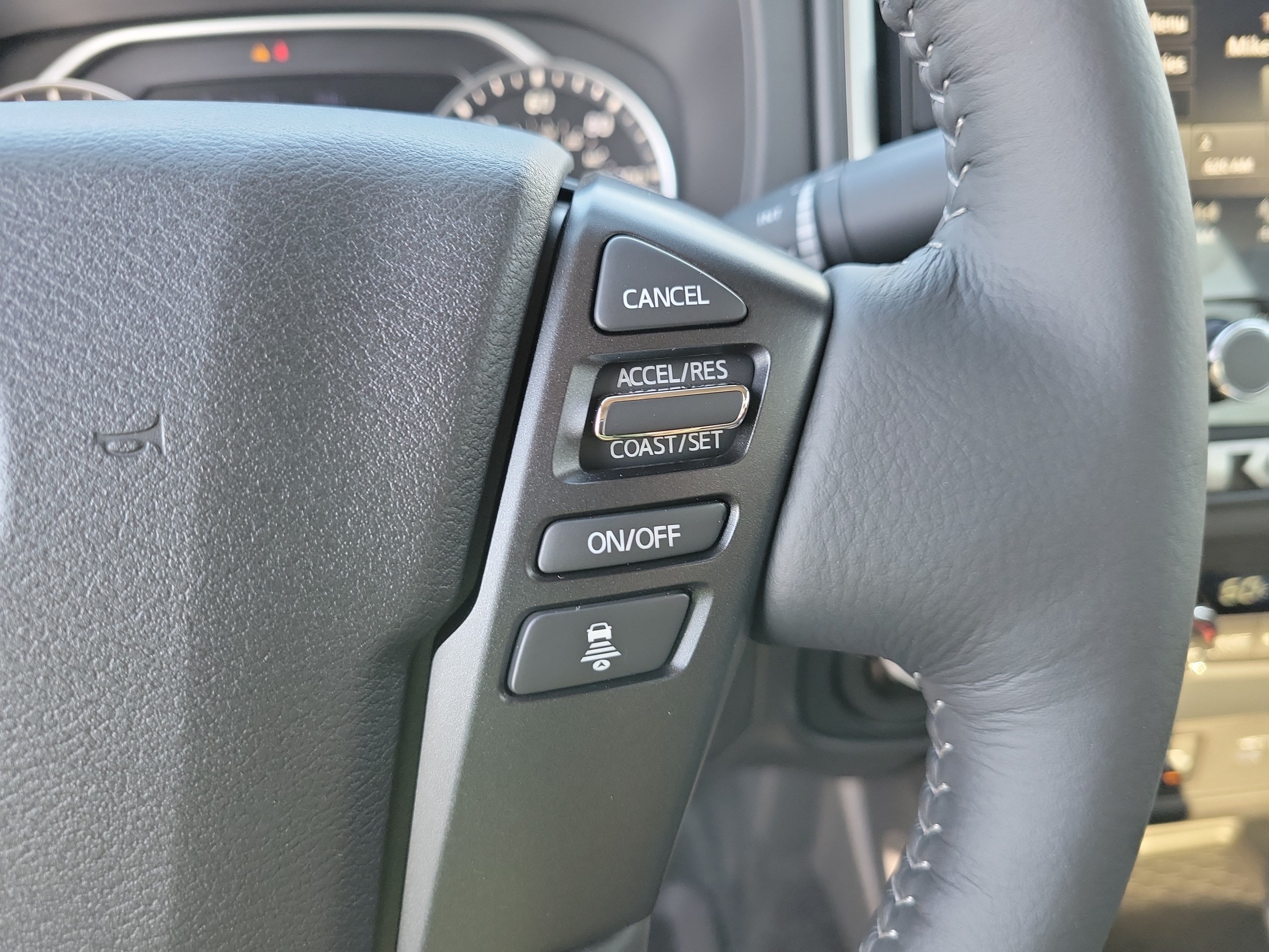 New 2026 Nissan Frontier SV w/ All-Weather Content Package AWD/4WD image 31