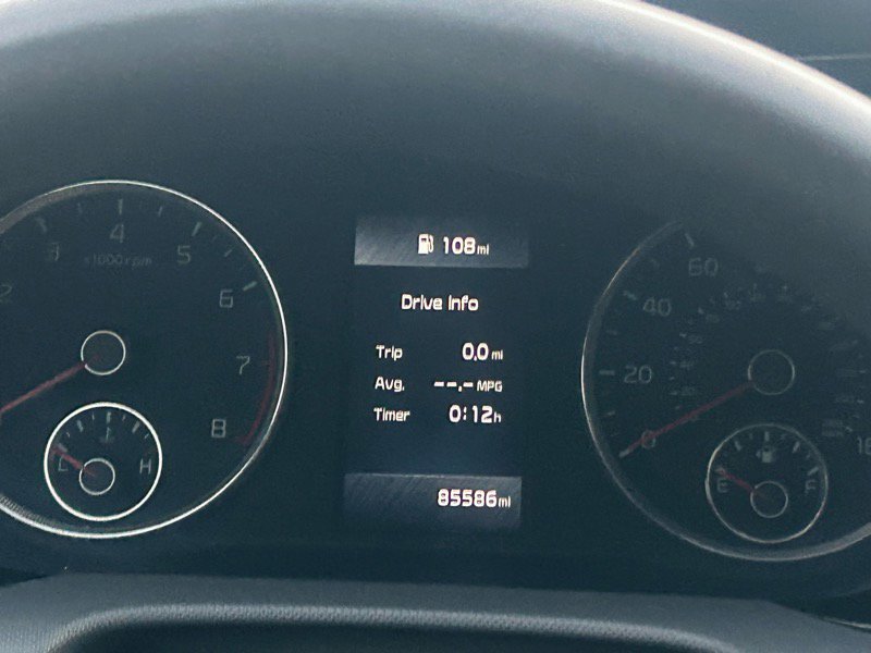 Used 2022 Kia K5 LX image 16