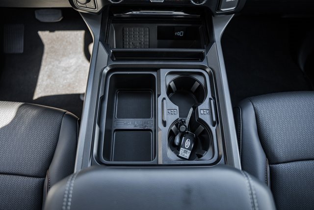 New 2026 Ford F250 Lariat w/ FX4 Off-Road Package image 34