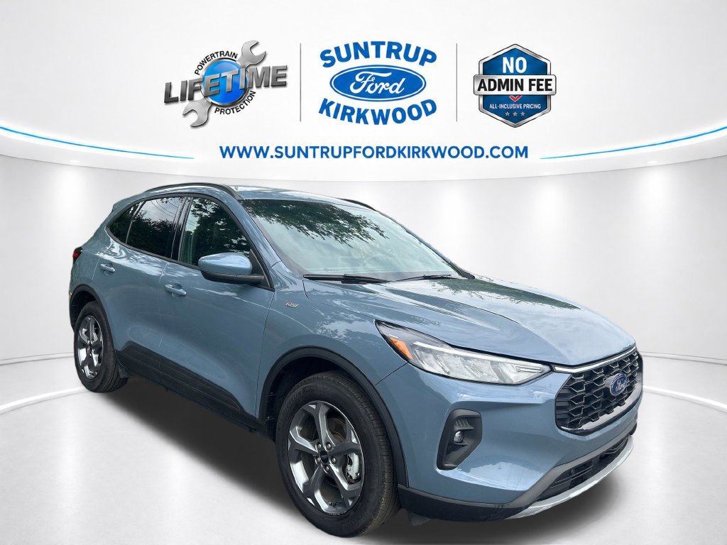 Used 2025 Ford Escape ST-Line Select AWD/4WD image 9