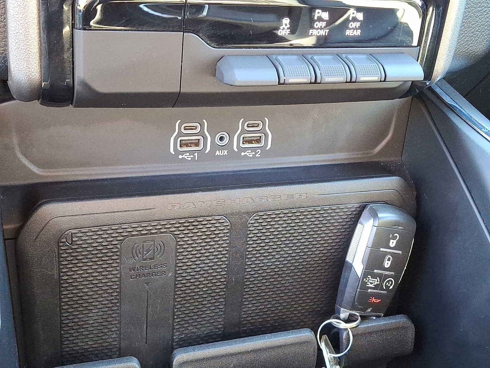 Certified 2025 RAM 1500 Laramie image 24