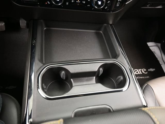 Used 2024 Chevrolet Silverado 2500 ZR2 w/ Technology Package image 11