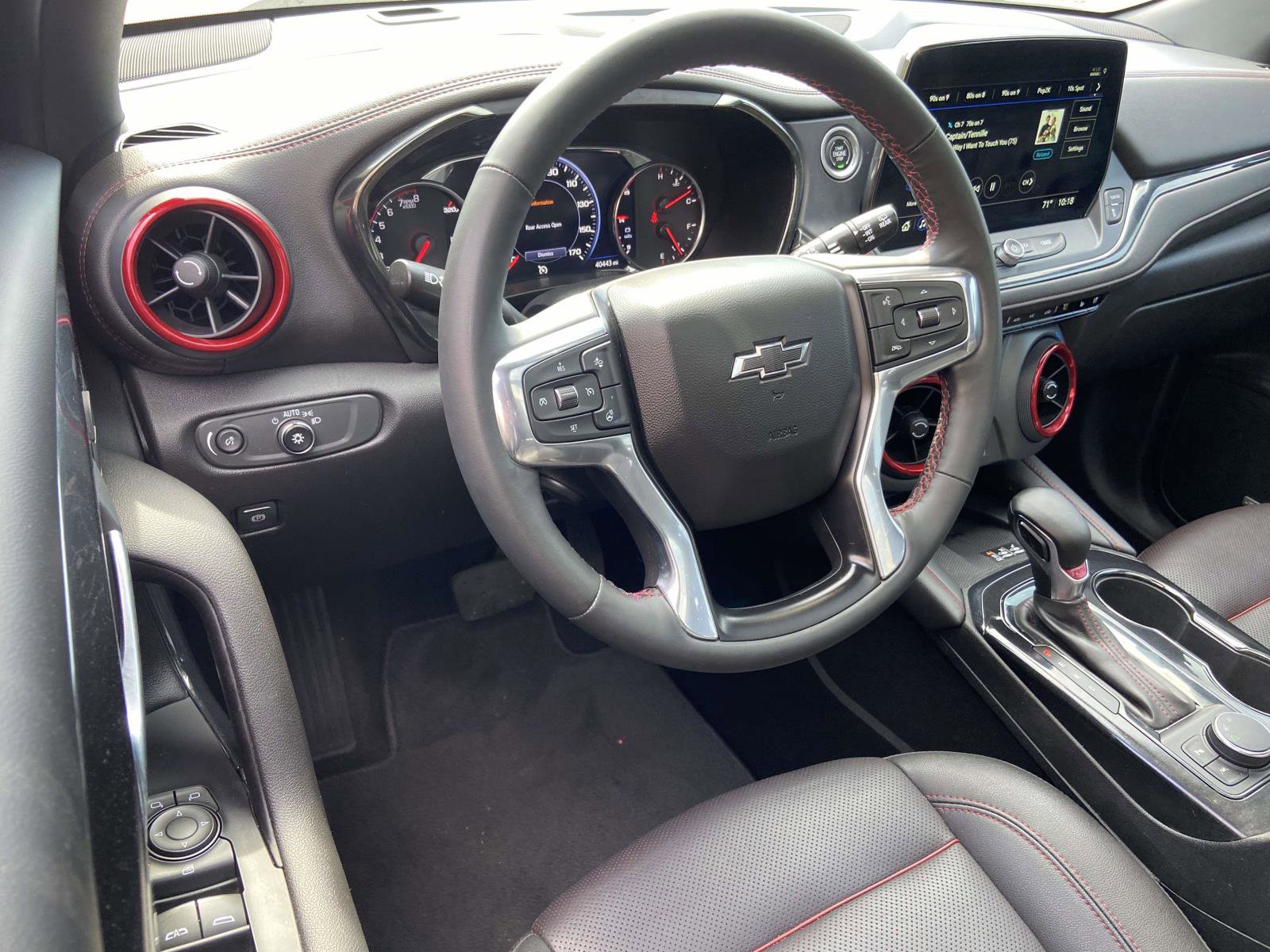 Used 2023 Chevrolet Blazer RS w/ Driver Confidence II Package image 8