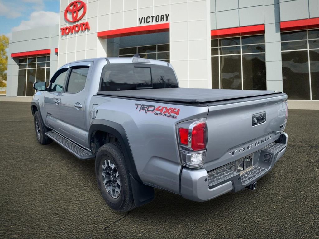 Used 2020 Toyota Tacoma TRD Off-Road w/ Technology Package image 4