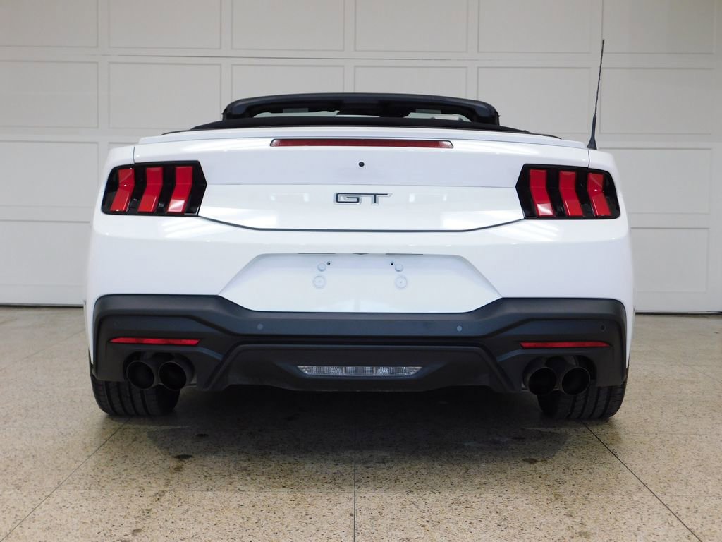 Used 2025 Ford Mustang GT Premium RWD image 11