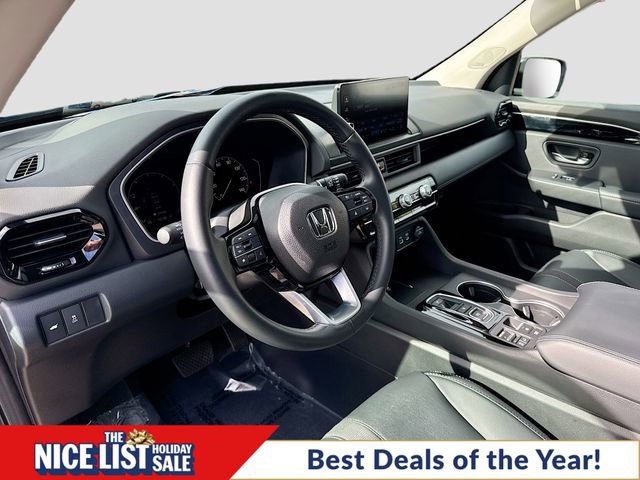 Certified 2025 Honda Pilot Touring image 9
