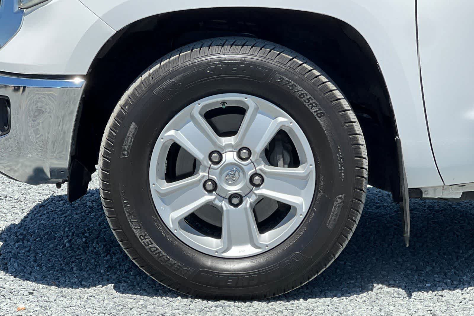 Used 2014 Toyota Tundra SR5 w/ SR5 Upgrade Package RWD image 33