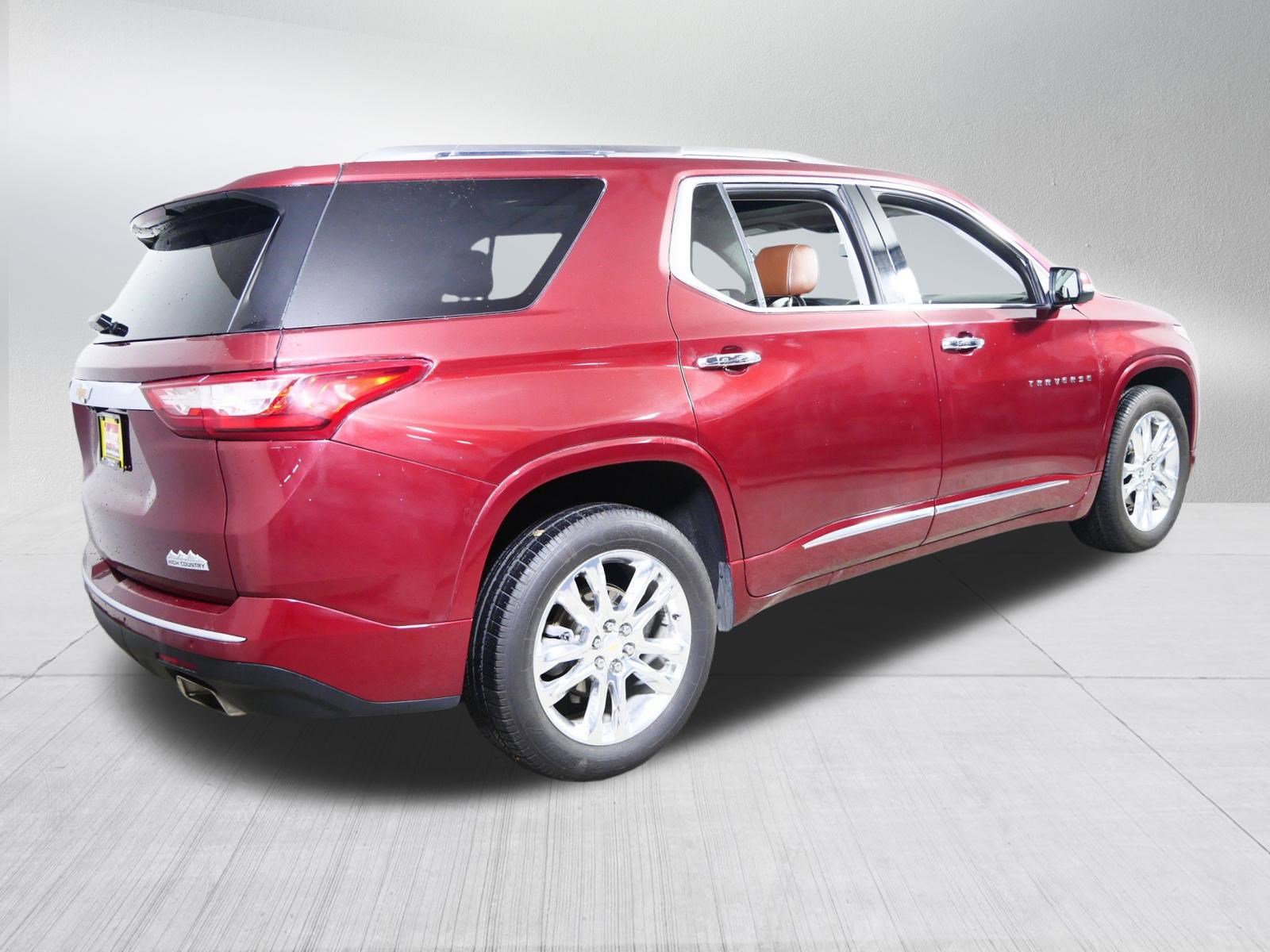 Used 2021 Chevrolet Traverse High Country image 7