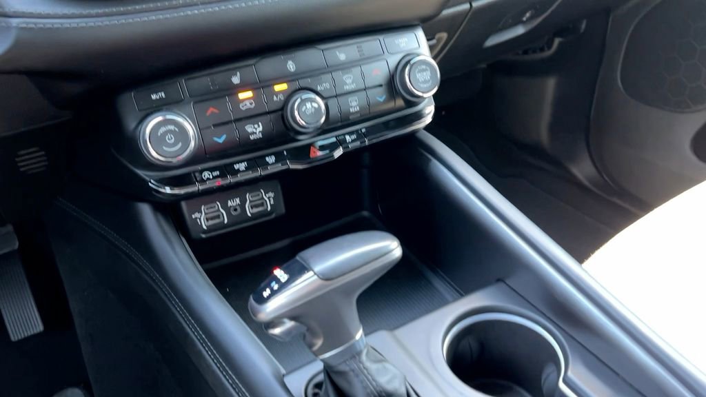Used 2023 Dodge Durango SXT image 26