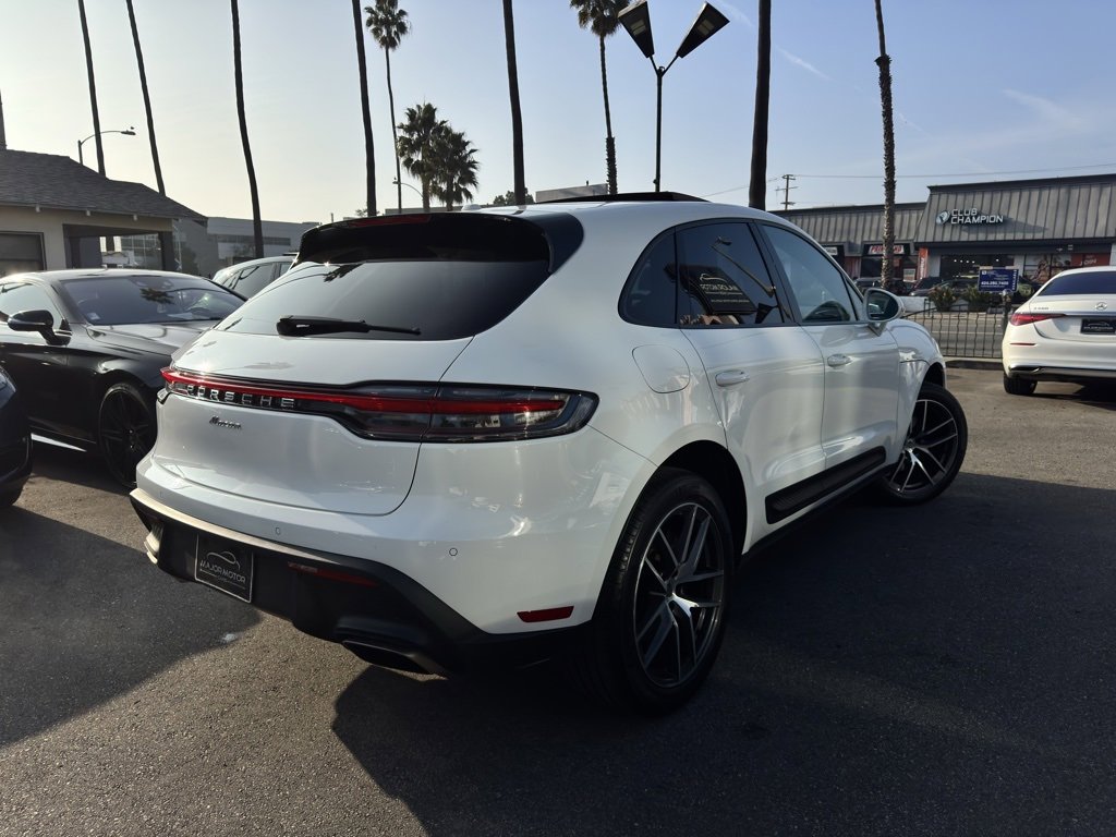 Used 2023 Porsche Macan image 5