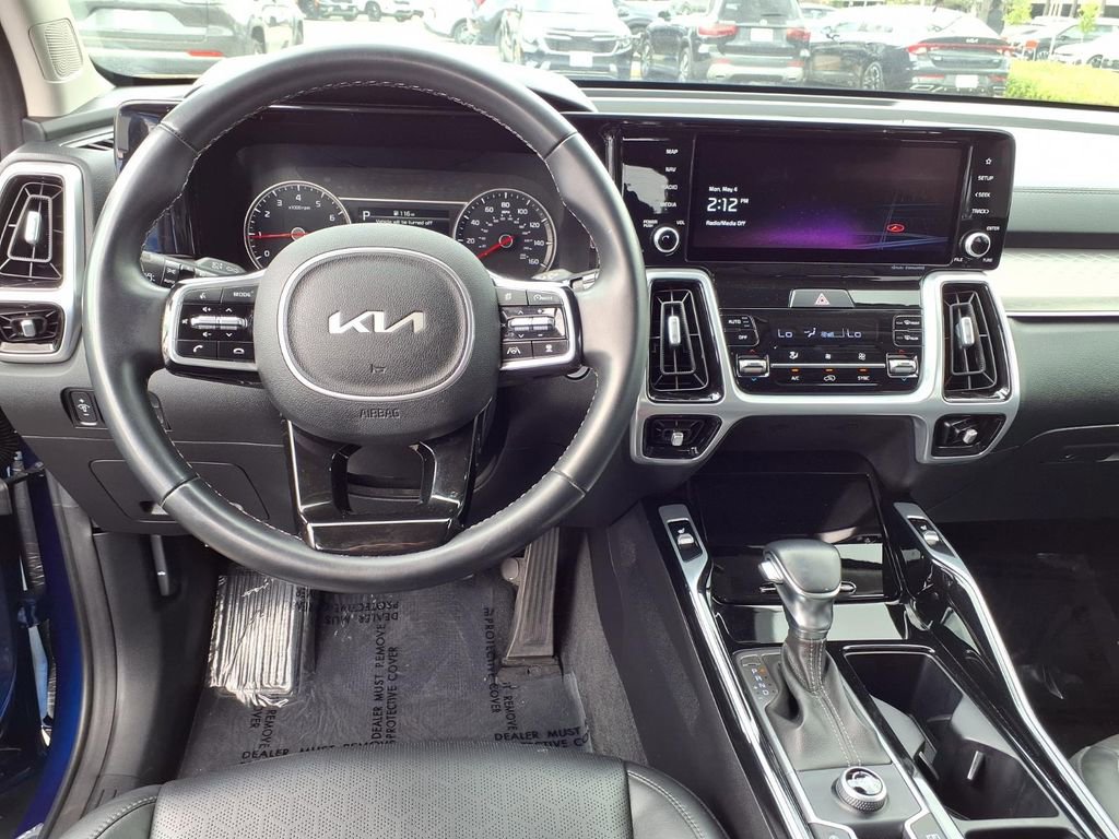 Certified 2022 Kia Sorento SX FWD image 10