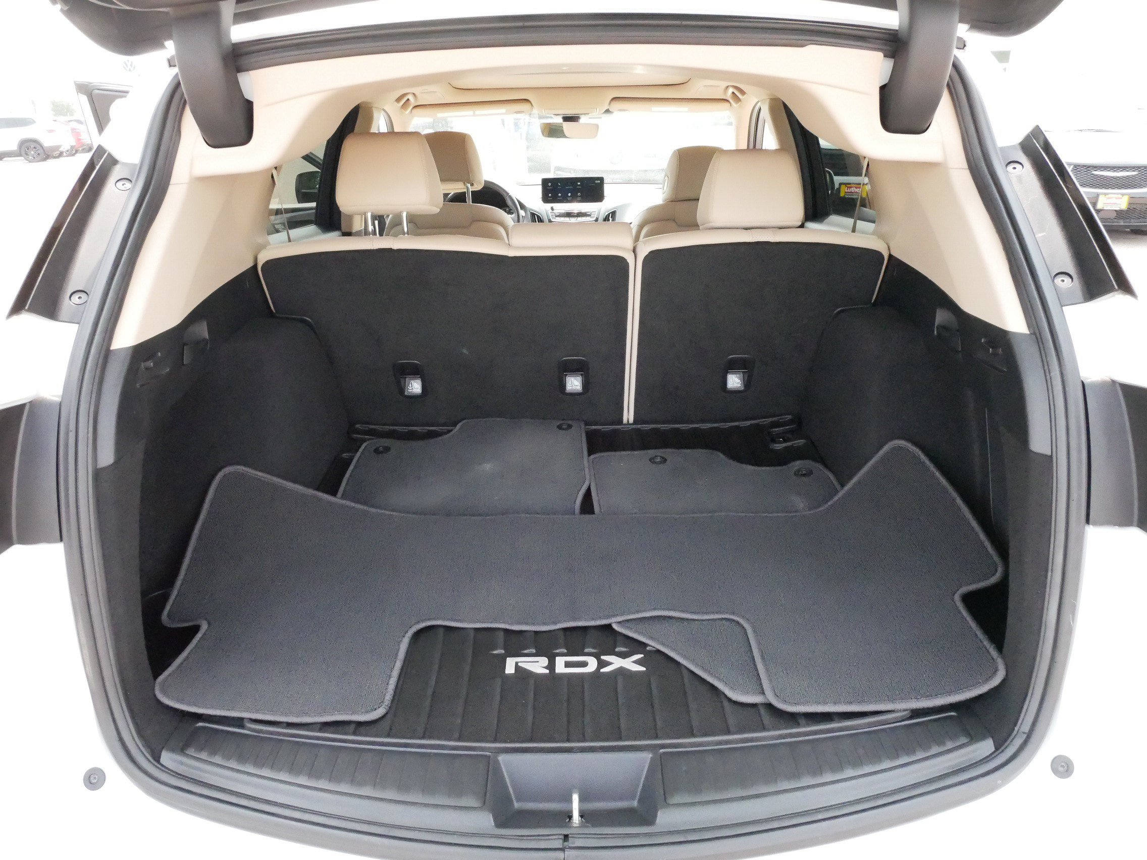 Used 2019 Acura RDX w/ Technology Package AWD/4WD image 18