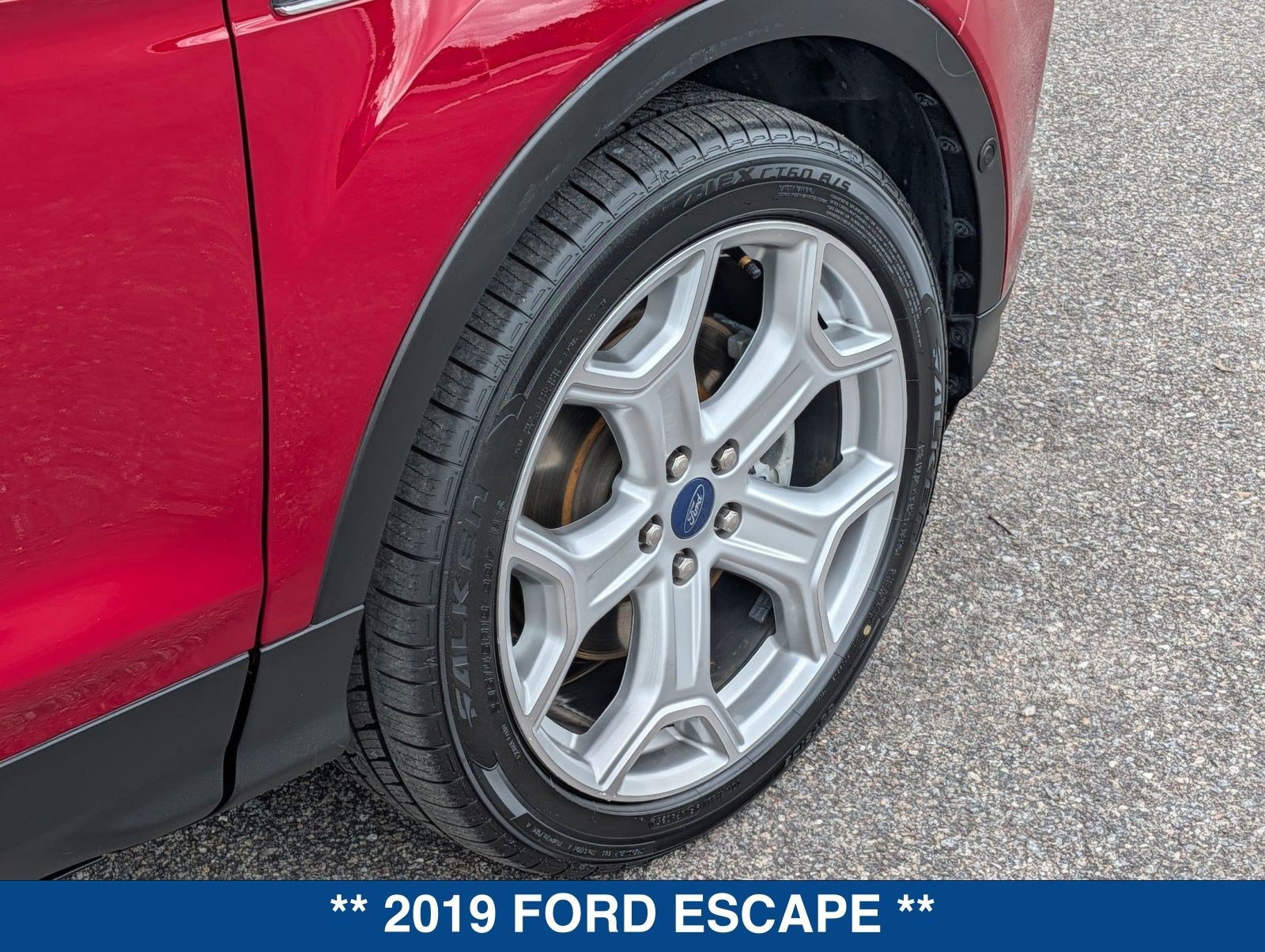 Used 2019 Ford Escape Titanium w/ U9j03 - Titanium Tow Package AWD/4WD image 12