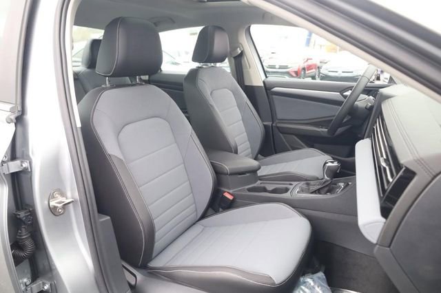 New 2026 Volkswagen Jetta SE image 20