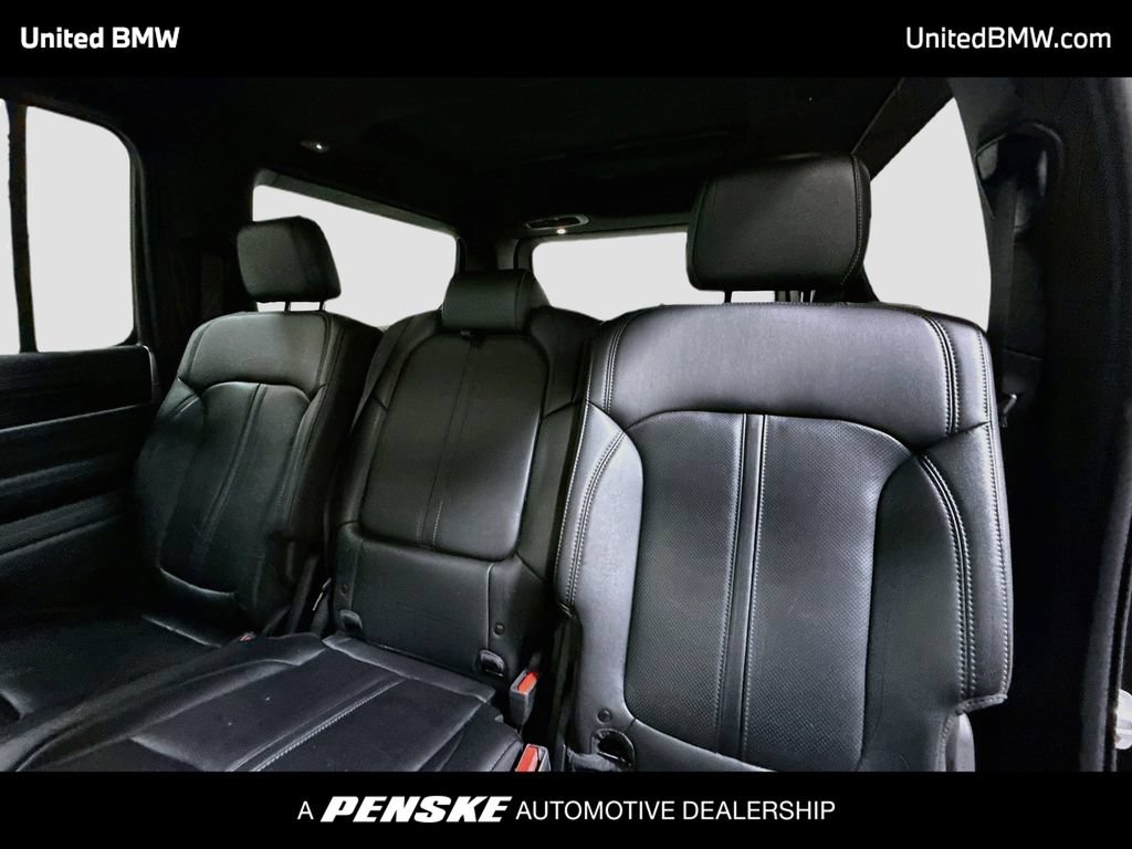 Used 2023 Jeep Wagoneer 4WD w/ Premium Group I image 13