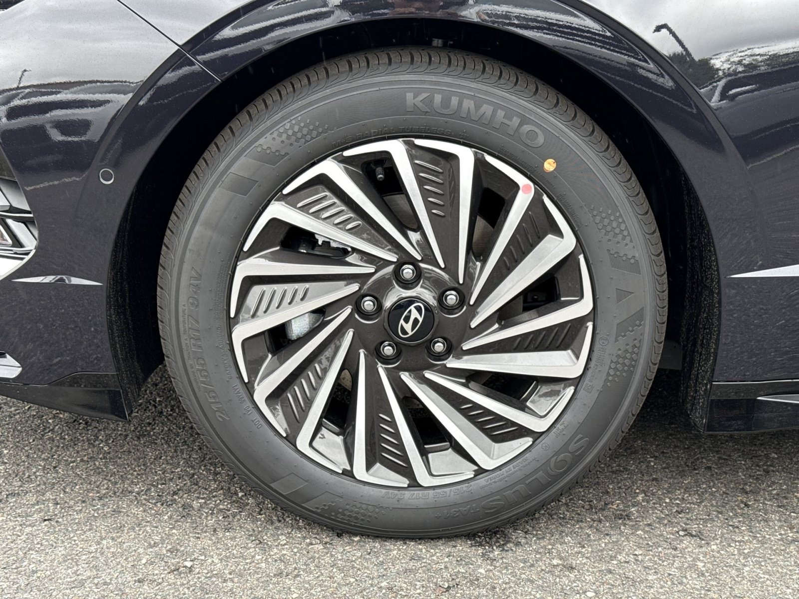 New 2026 Hyundai Sonata Limited FWD image 12