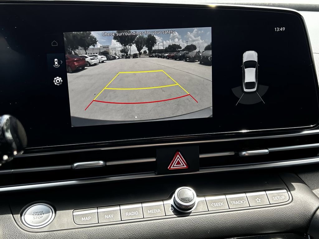 Used 2023 Hyundai Elantra Limited FWD image 19