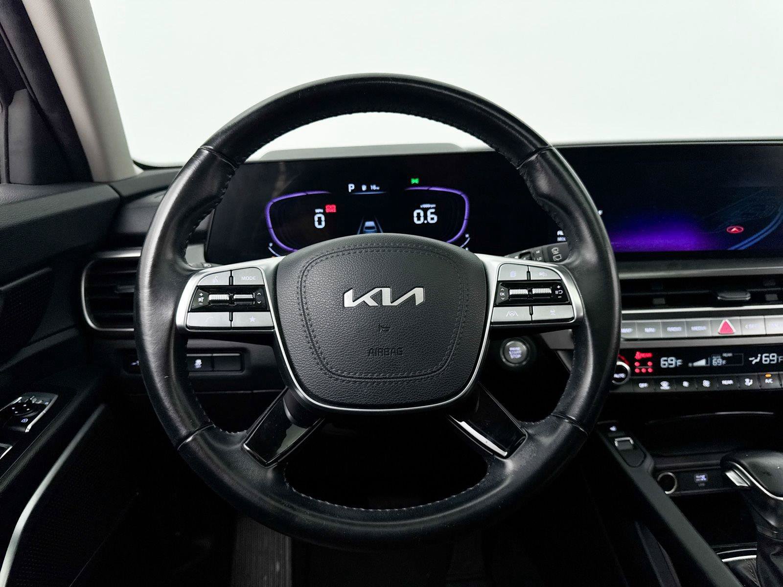 Certified 2024 Kia Telluride S w/ S Sunroof Package FWD image 4